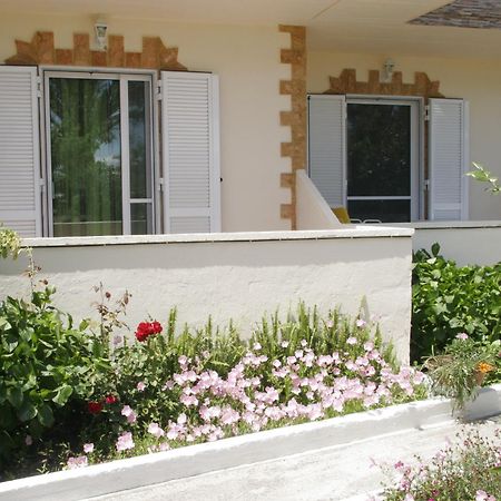 סארטי Villa Irida מראה חיצוני תמונה