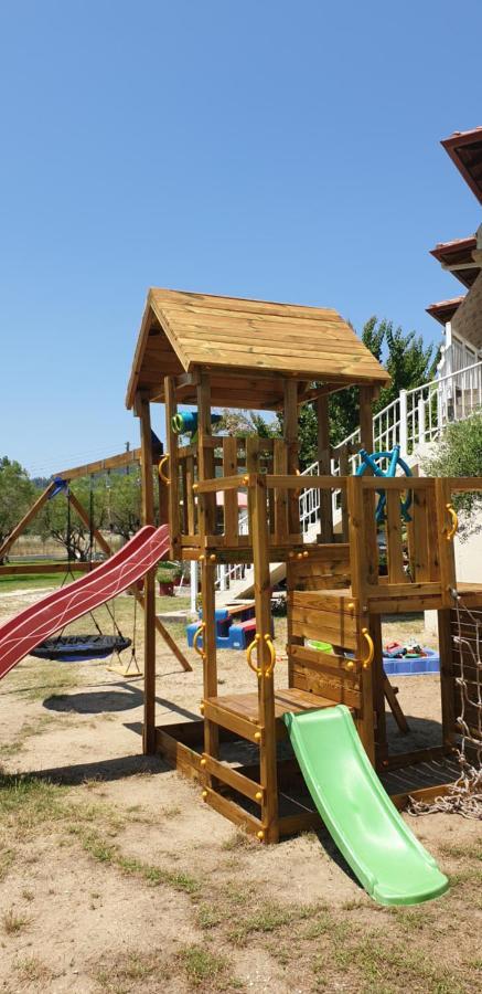 סארטי Villa Irida מראה חיצוני תמונה