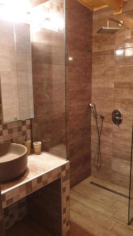 סארטי Villa Irida מראה חיצוני תמונה