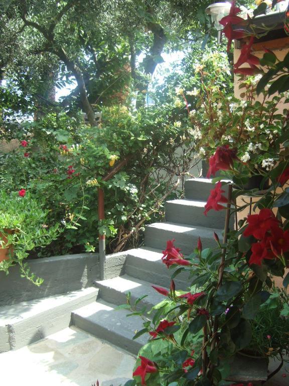 סארטי Villa Irida מראה חיצוני תמונה